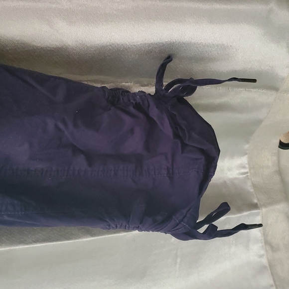 Drawstring capri pants - Picture 2 of 3